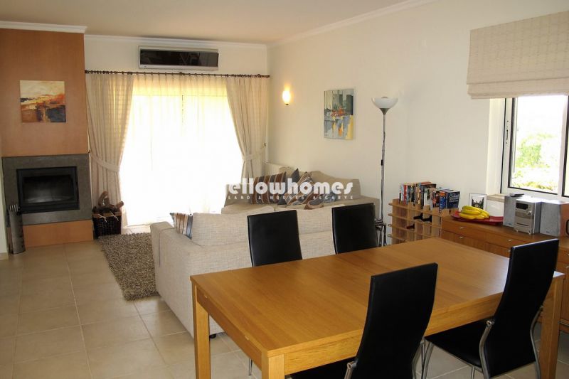 Well kept 2-bed apartment at a well known Golf Resort near Carvoeiro
